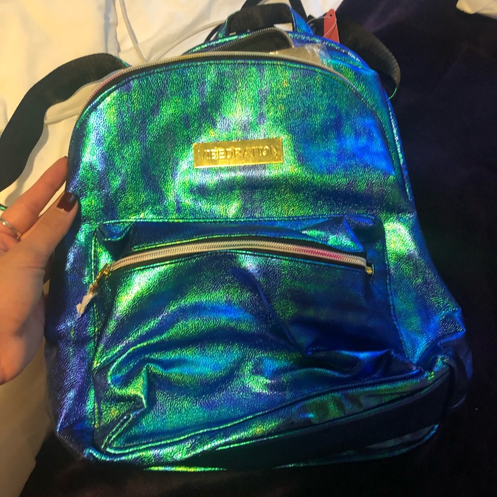 vibedration festival backpack camelback